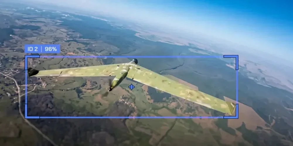 Знищені російські танки та бронетехніка на полі бою (фото Міноборони)